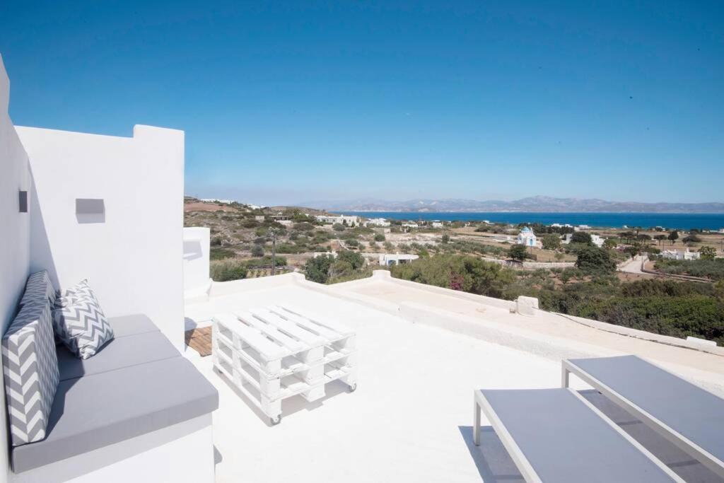 Апартаменты Sunny Studio W.Breathtaking Naxos Views In Isterni Isterni  Экстерьер фото